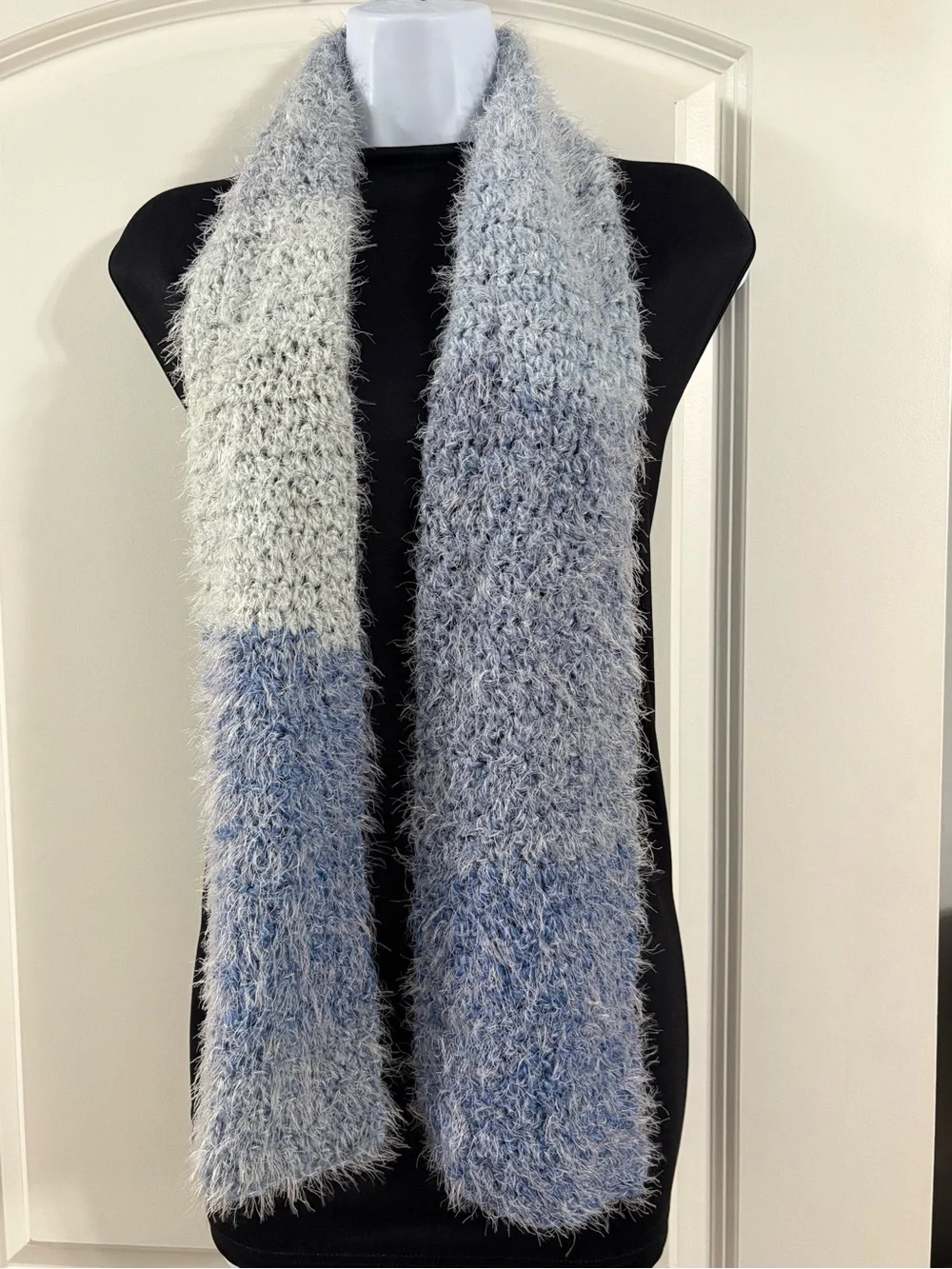 Source Unknown Blue and Light Gray Fuzzy Knit Scarf